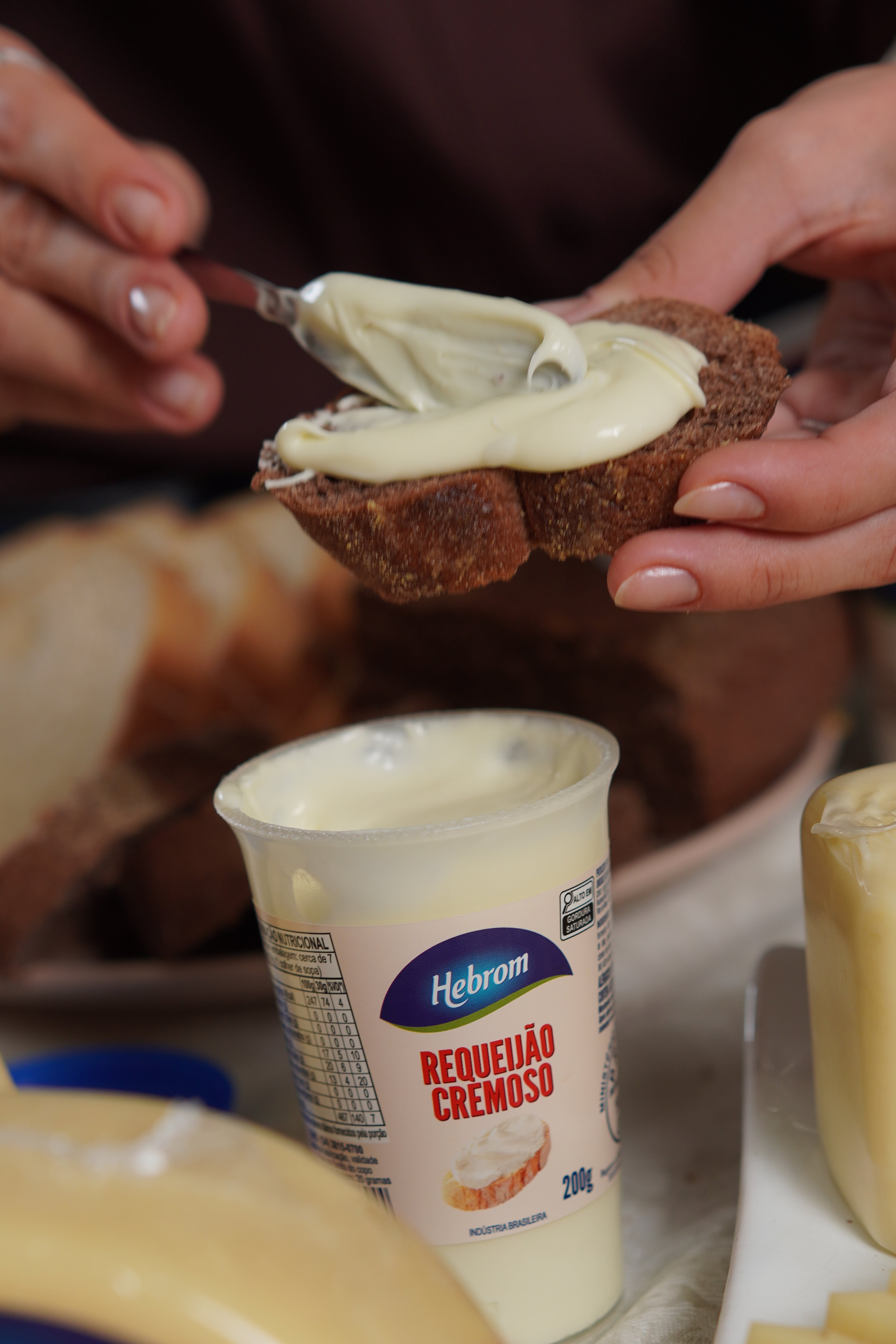 REQUEIJÃO CREMOSO HEBROM COPO 200G